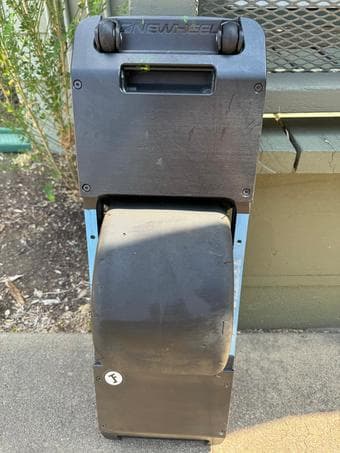 Selling Onewheel XR+ with accessories < 10miles 4