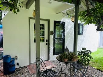 Quiet Detached Cottage Near Stanford – Utilities Included – No Kitchen 1