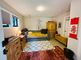 Quiet Detached Cottage Near Stanford – Utilities Included – No Kitchen 3