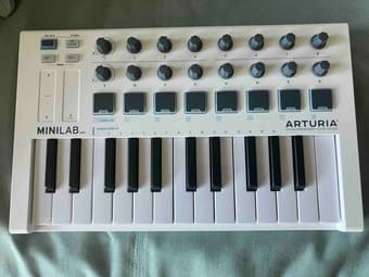 MIDI Keyboard Arturia Minilab - Almost New 1