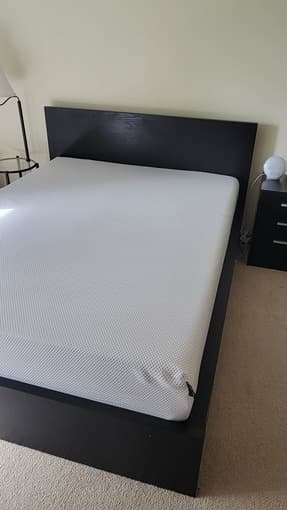 Ikea Queen Malm Bed + slatted bed base + almost new memory foam mattre 1