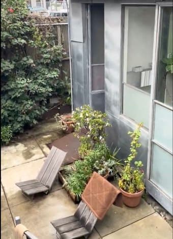 offering room in SF summer sublet 2