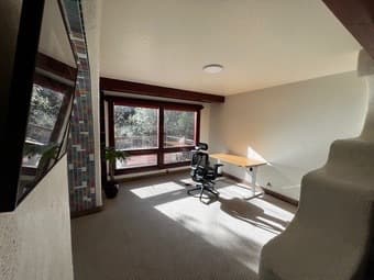 1 bedroom 10mins to campus surround by trees + half study with addl 2