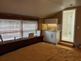 Fully Furnished Studio for Rent in Menlo Park 1
