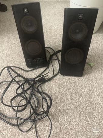 Logitech Computer Speakers in Great Condition 1