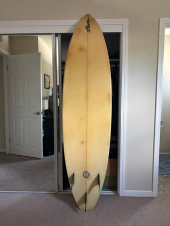 7'2" surfboard 2