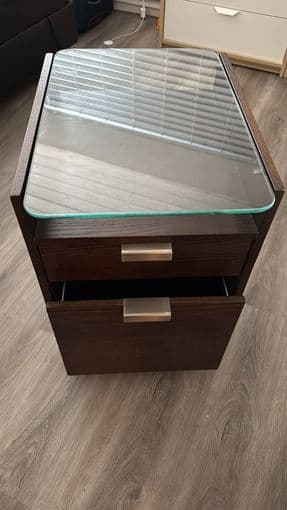 Stylish Office Desk with Matching Side Table – Excellent Condition! 1