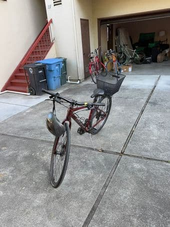 Commuter Bike (giant brand) - $350; incl. basket, lock, helmet 1