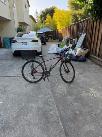 Commuter Bike (giant brand) - $350; incl. basket, lock, helmet 3