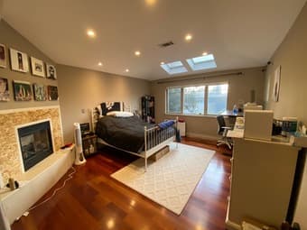 Luxury Master Bed with Private Bath in House 1