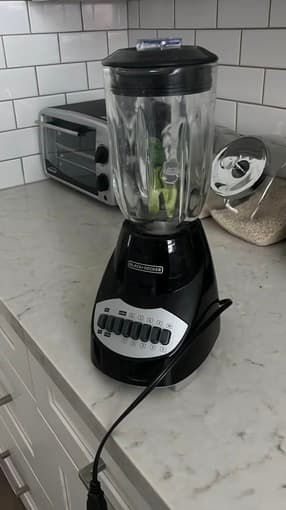 blender - MOVING OUT EVERYTHING MUST GO 2