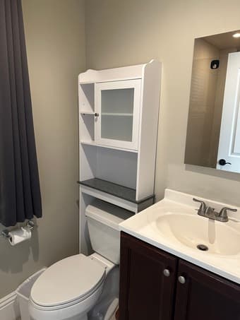 Fully furnished room with bath in a detached unit in Palo Alto 3