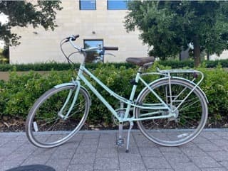 Beautiful Seafoam Electra Bike Step-thru 1