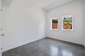 2BR, 1BA Apartment in Redwood City with Private Yard 3