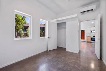 2BR, 1BA Apartment in Redwood City with Private Yard 4