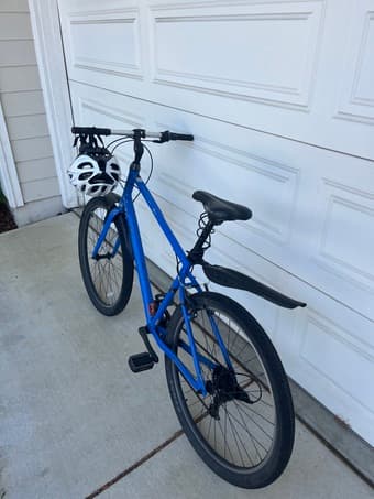 Fuji Bike Large + helmet 2