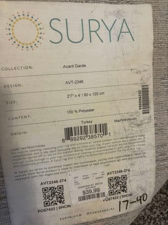 small rug (2'7" x 4') in grey 2