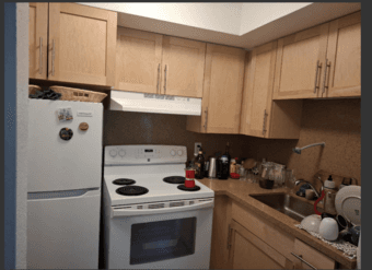 Room in a two-bedroom apartment in Rains 1