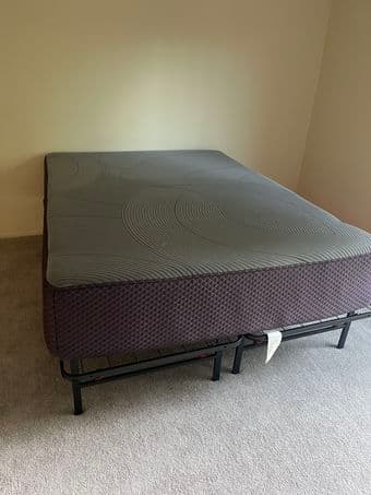Queen mattress (purple restore plus), almost new, ideal condition 1