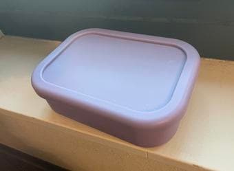 USED ONLY ONCE! Silicon lunchbox, BPA free and spill proof 2