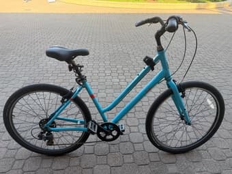 Women's Fuji Bike for Sale 1