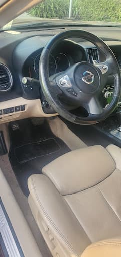 2014 Nissan maxima, burgundy color for sale 2