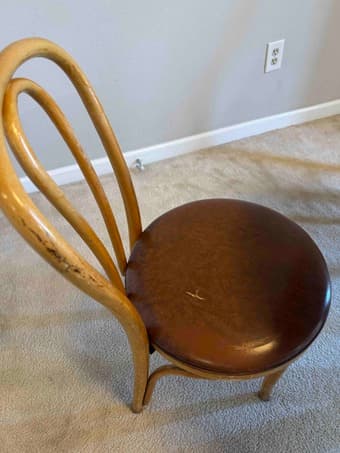 Dinner table with 4 chairs 3