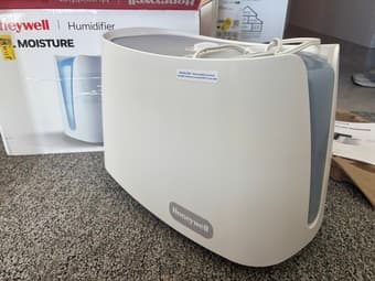 humidifier (Honeywell HCM 350) 1