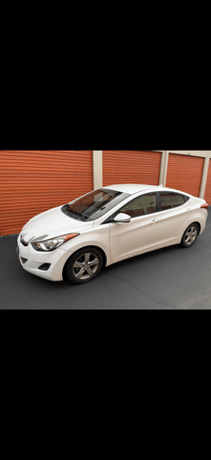 Hyundai Elantra 2013 1