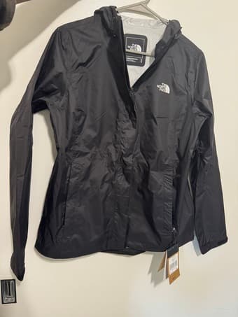 North Face women's medium rain jacket- brand new with tags! 1