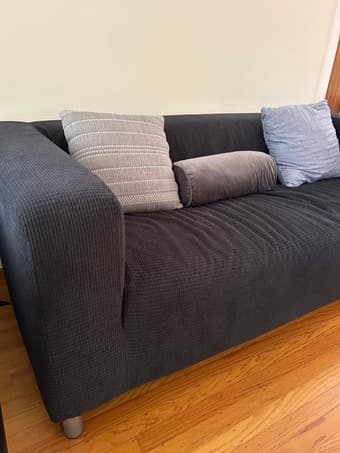 Selling Sofa (3-seater) 3