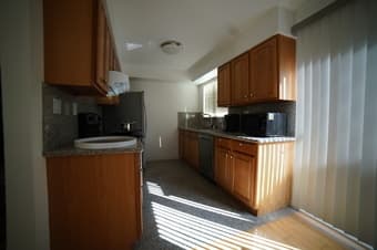 3bed/2bath downtown PA - $5,600 1