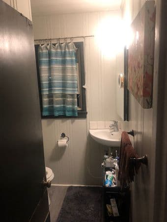 Housing One Block to Campus- Water Included 1