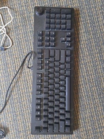 speakers ($25), keyboard ($5), hairdryer ((FREE)) 1