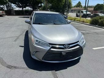2015 Toyota Camry Hybrid LE 1
