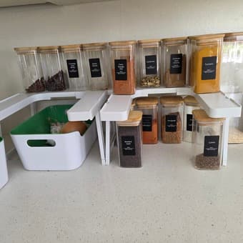 Glass spice bottles 1