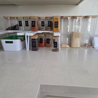 Glass storage bottles 1