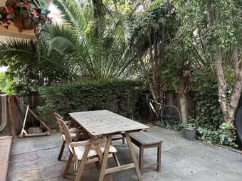 Big room in a beautiful 3BR/2BA apt- near University Avenue, Stanford 1