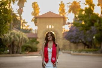 Last  Minute Grad Photoshoots for $149! 4