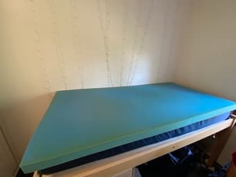 Mattress topper (memory foam) for sale 1