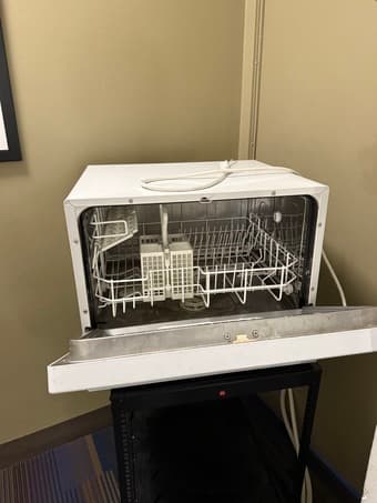 Selling countertop dishwasher 2