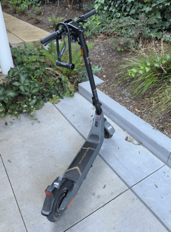 Electric Scooter (NIU KQi2) + Kryptonite bike lock (2 keys) 1