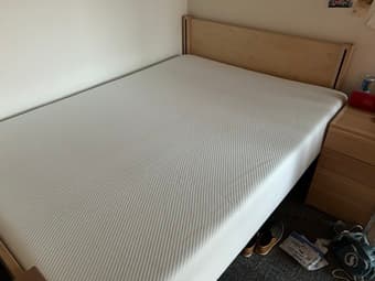 Memory Foam mattress - queen size 1