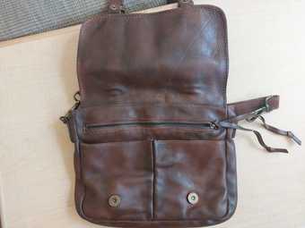 Leather messenger bag (Roots tribe) 3