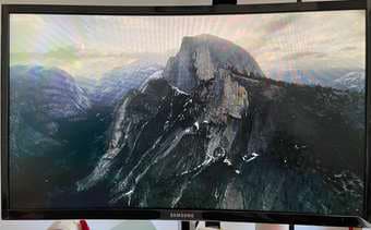 Samsung 24 inch Cuved Gaming monitor (HDMI cable free) 1