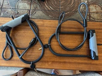 Bike helmets, lights and lockers 1