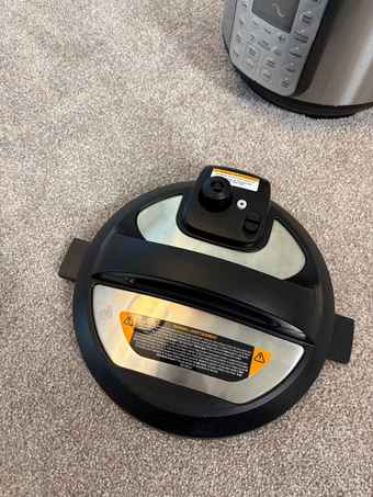 Instant pot (only used 8 months): Instant Pot Duo Plus 9-in-1 3