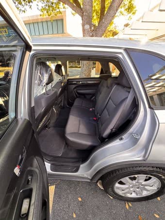 2011 Kia Sorento for $3,700 | 148k miles - GREAT VALUE 2