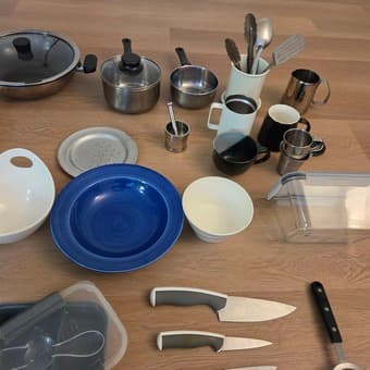 Cooking items, bakeware 2