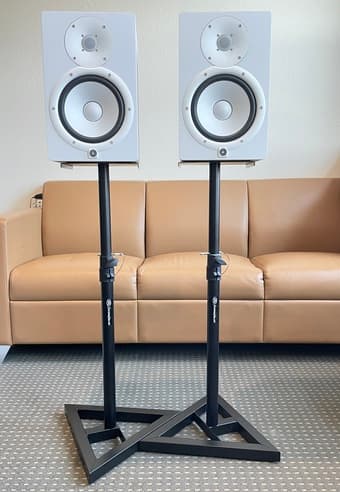 Yamaha HS8 Studio Monitor Pair – Excellent Condition, Lightly Used 1